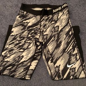 Nike Pro CROP Leggings